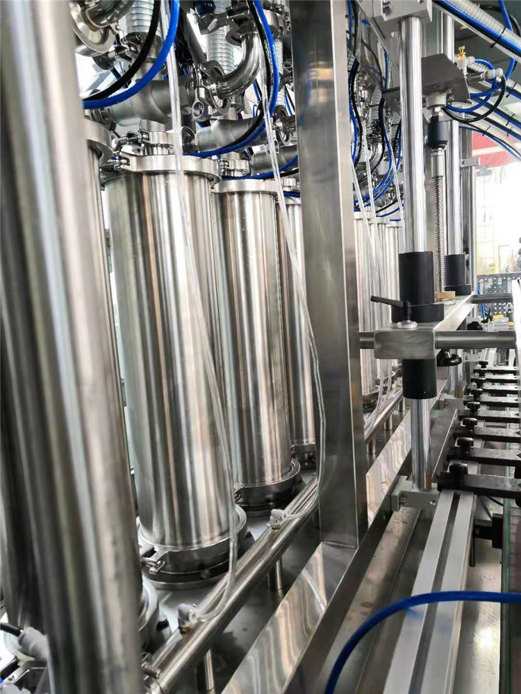 Машына для разліву алею